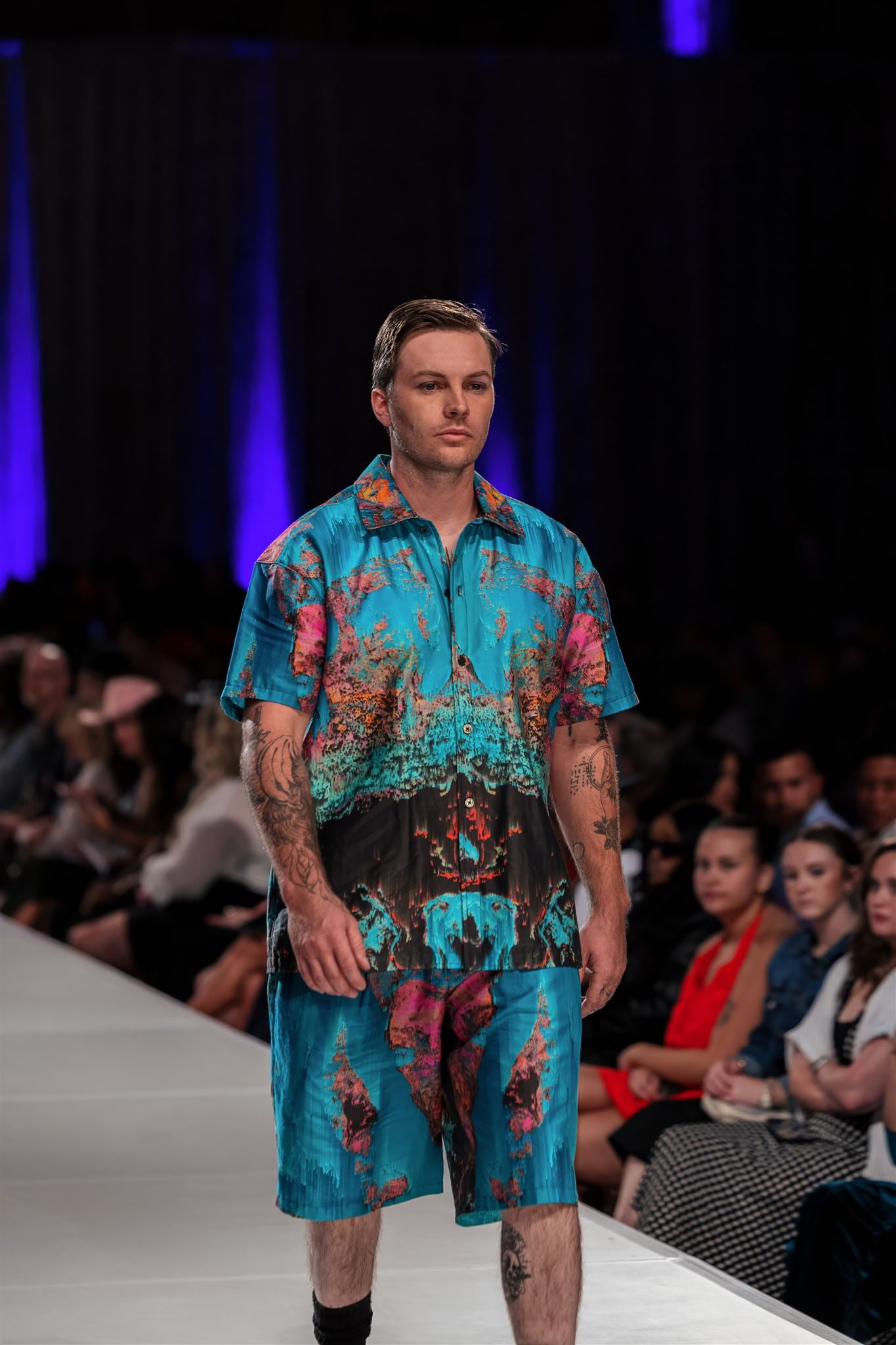 OILSPILL Collared Shirt & Shorts