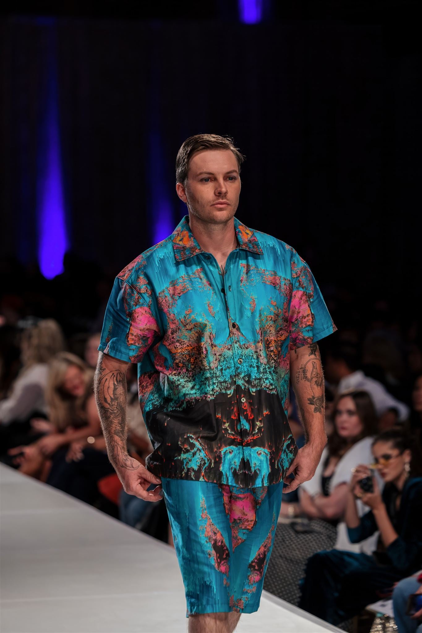 OILSPILL Collared Shirt & Shorts