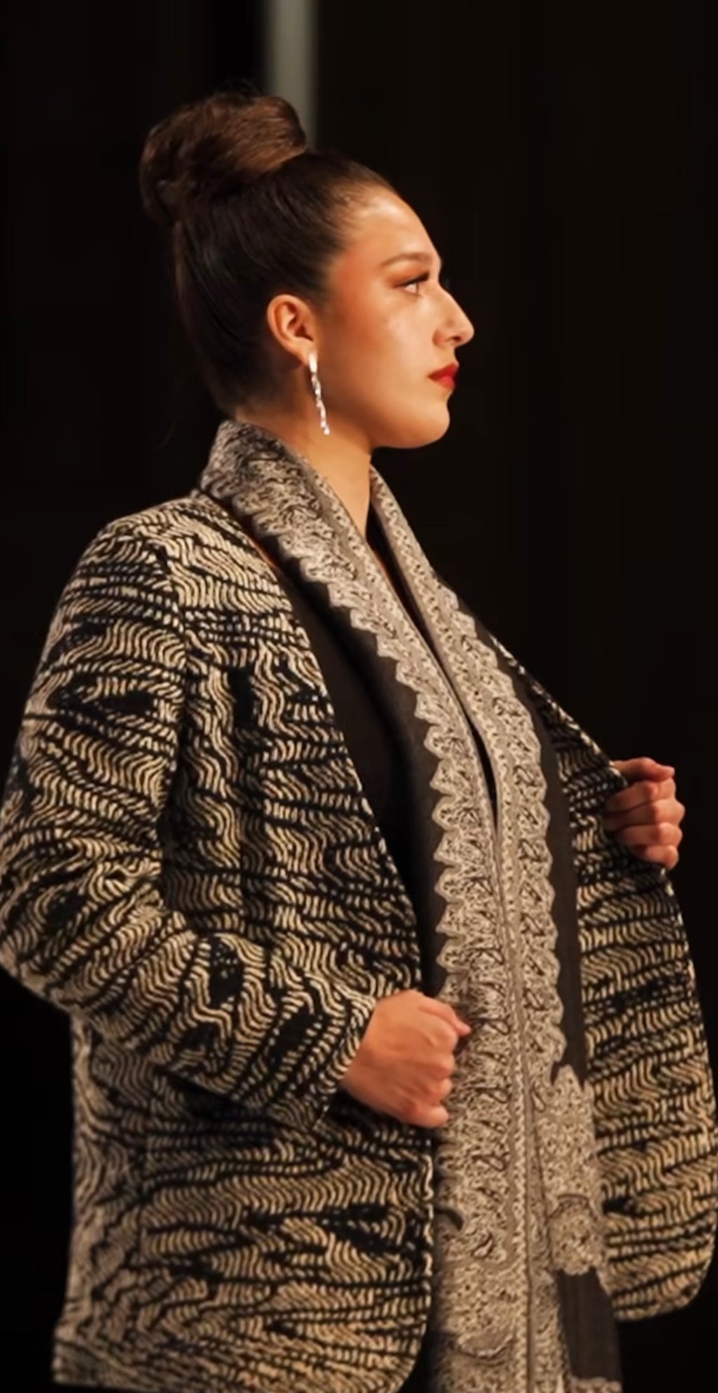 "SECURITYWAVE" MISSES' BLAZER